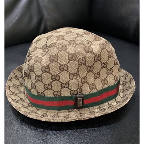 หมวก gucci bucket แท้ ดู ยัง ไง|แกะกล่อง และรีวิวหมวก Gucci GG canvas bucket hat 2021.